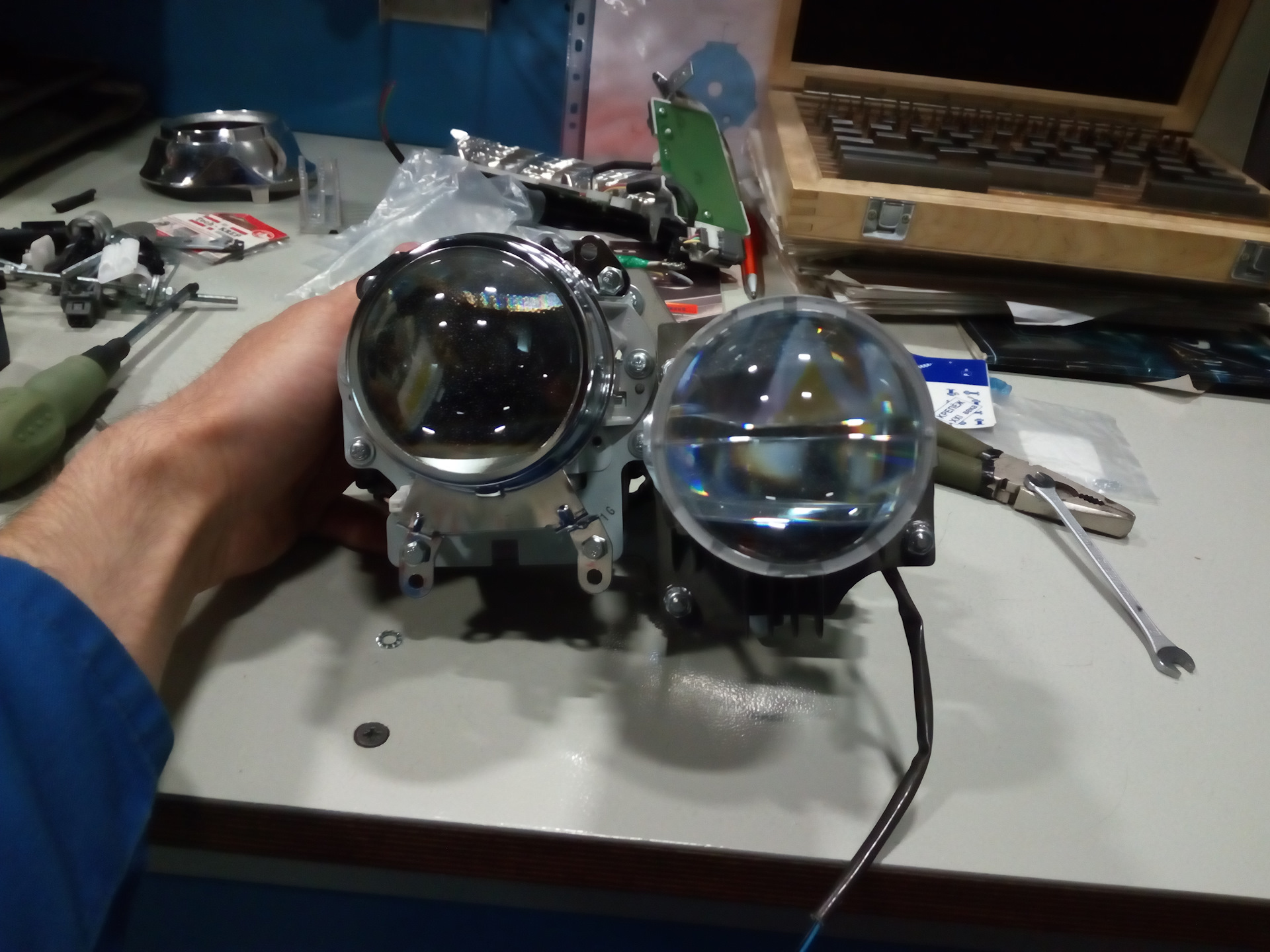 Buy DEPO 01-07 Mercedes Benz W203 4DR/5DR D2S AMG Bi-XENON HIGH + LOW HID HEADLI