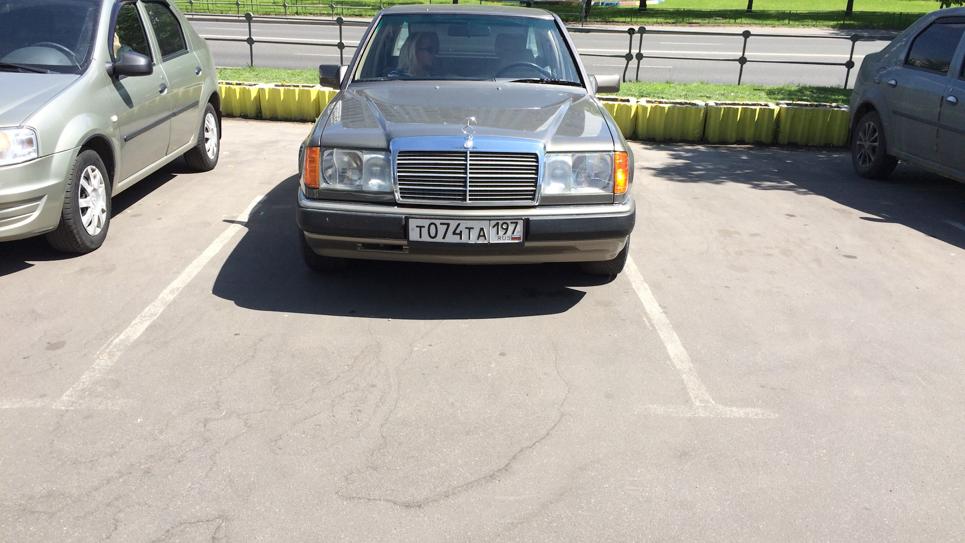 Mercedes-Benz E-class (W124) 2.3 бензиновый 1989 | Kreuzer fon Hindenburg  на DRIVE2