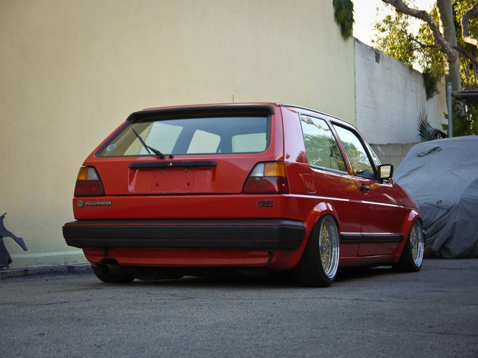 Hella Red Black Golf 2 Купить