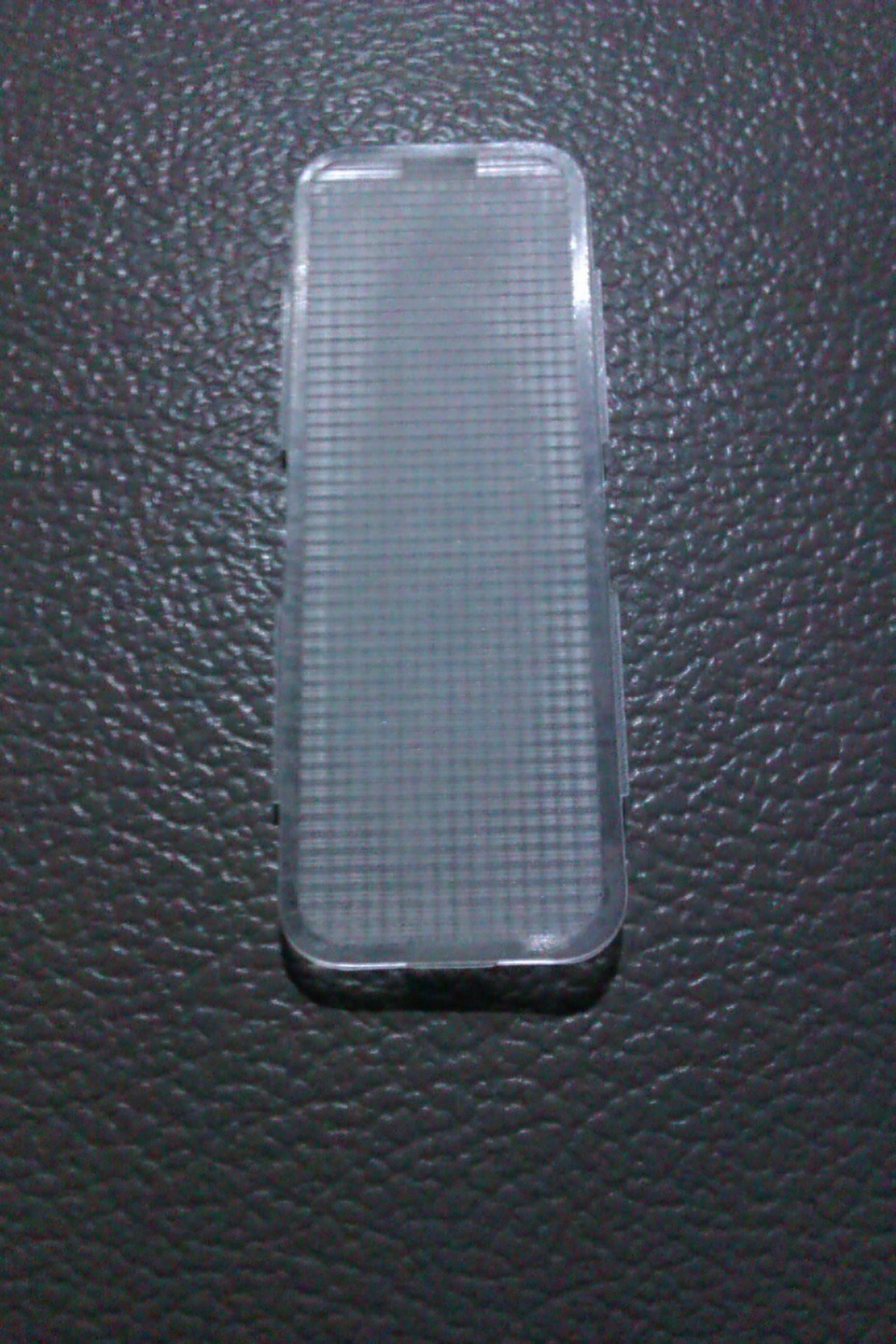 Решил попробовать поменять лампочки через снятое стекло. Сразу скажу левую поменять еще можно, а вот правую неудобняк! — ТагАЗ Vortex Estina