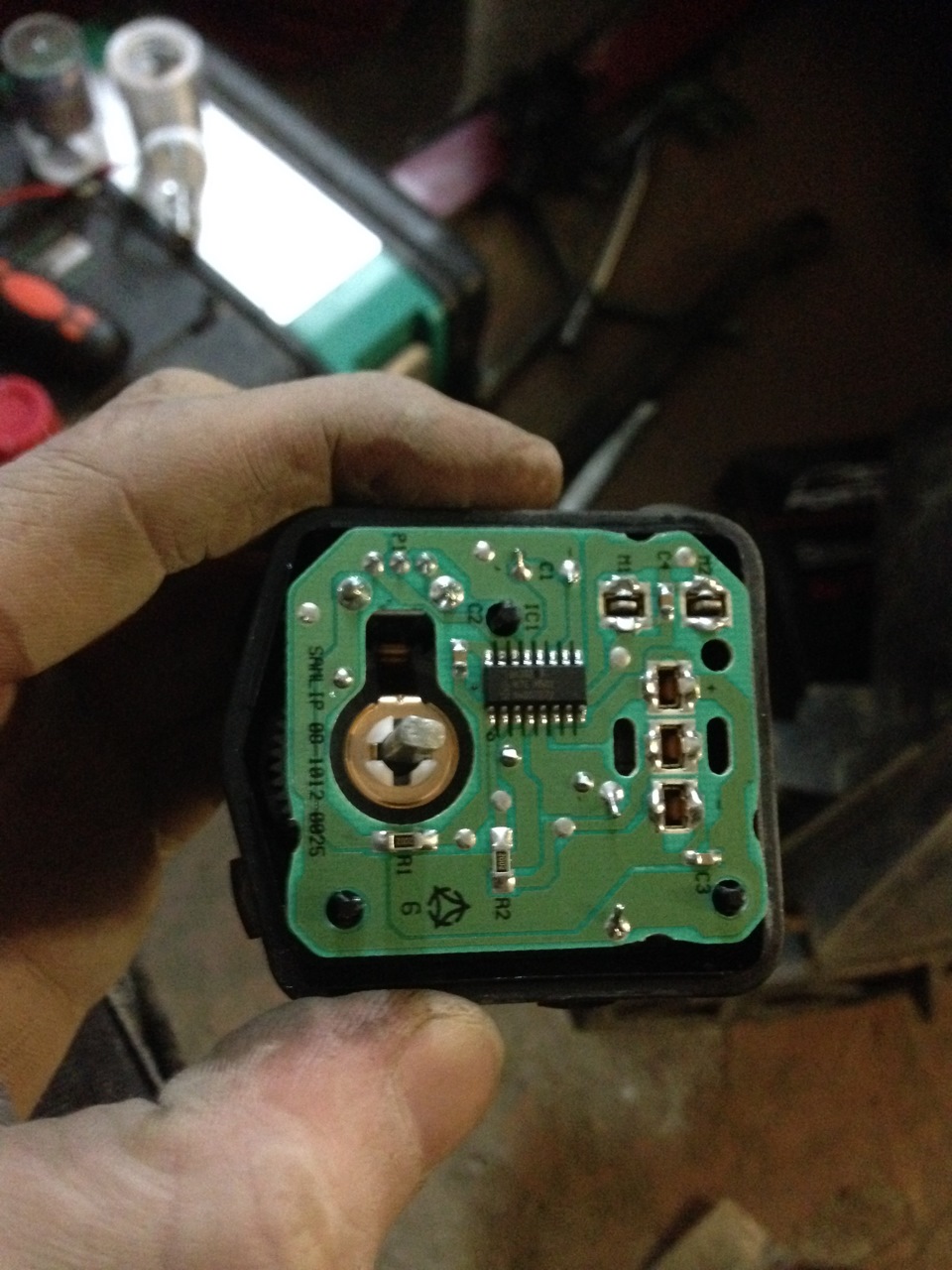 8# Ремонт корректоров фар/Ксенон в линзу — Mazda 3 (1G), 1,6 л., 2008 ...