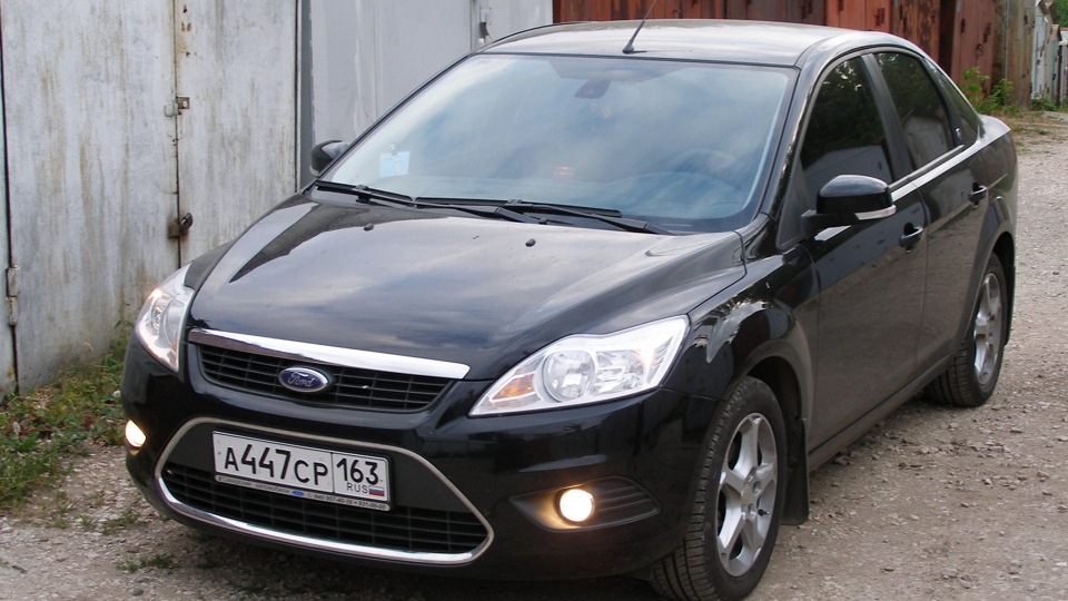 Фокус 2 2008. Ford Focus Ghia 2008. Focus 2 Hatchback Ghia.