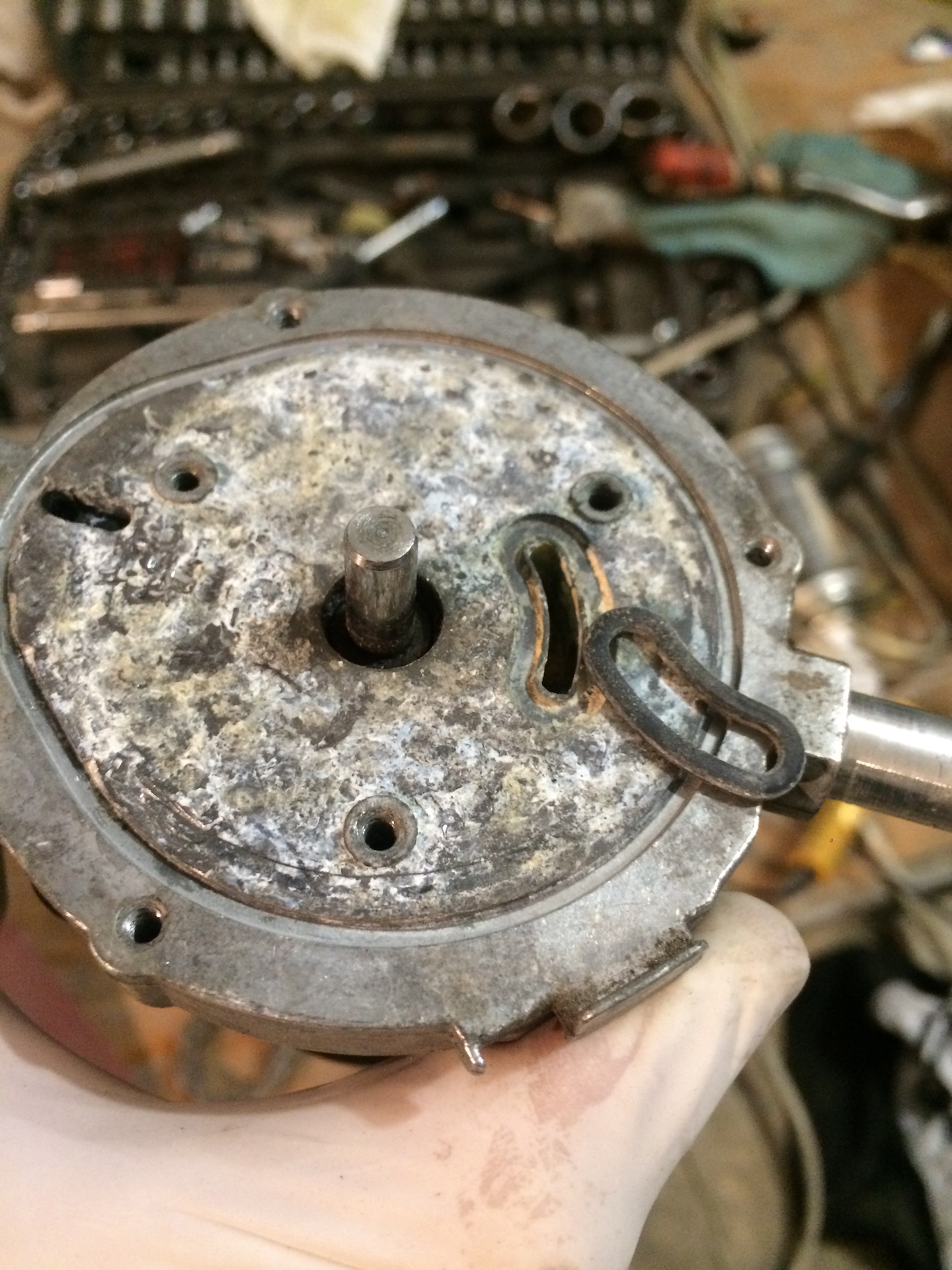 17887 — вакуумная система усилителя тормозов — Audi A6 (C5), 2,7 л ...