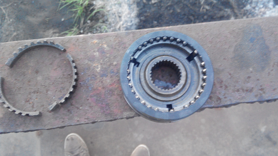 т.к эта веселая шестерня входит в другую — думаю бесследно это дело не прошло — наверняка еще что нибудь потянуло за собой. — Jeep Cherokee (XJ)