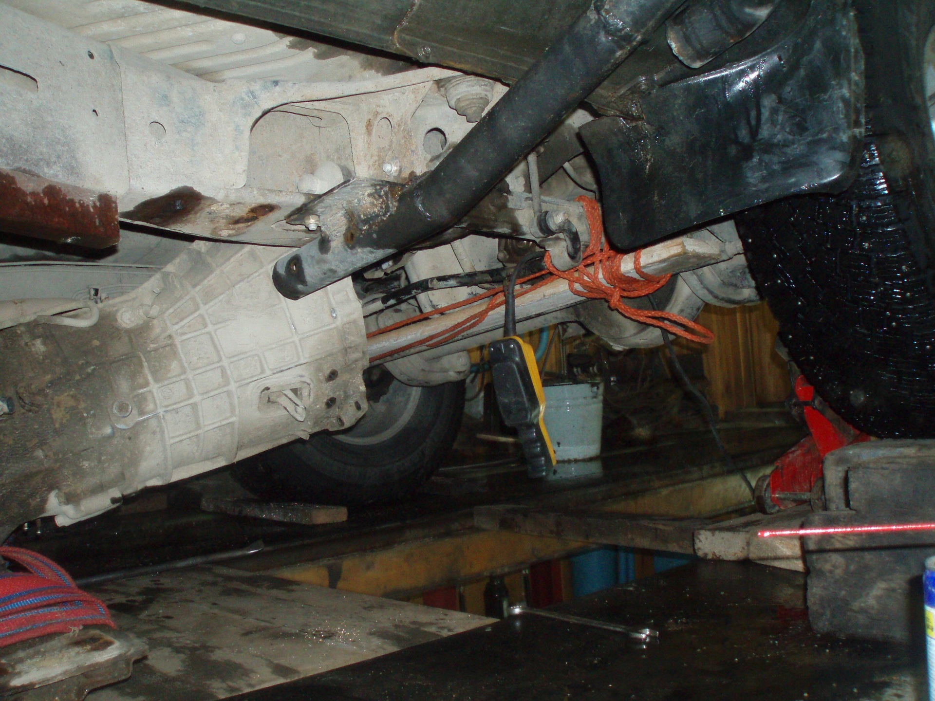 Фото в бортжурнале Nissan Patrol GR II (Y61)