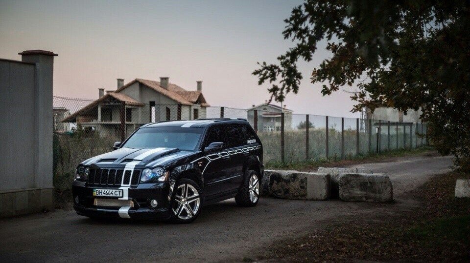 Jeep Grand Cherokee камуфляж