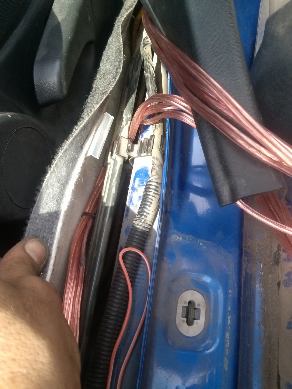 Установка усилителя на акустику — Subaru Impreza WRX (GD, GG), 2 л ...