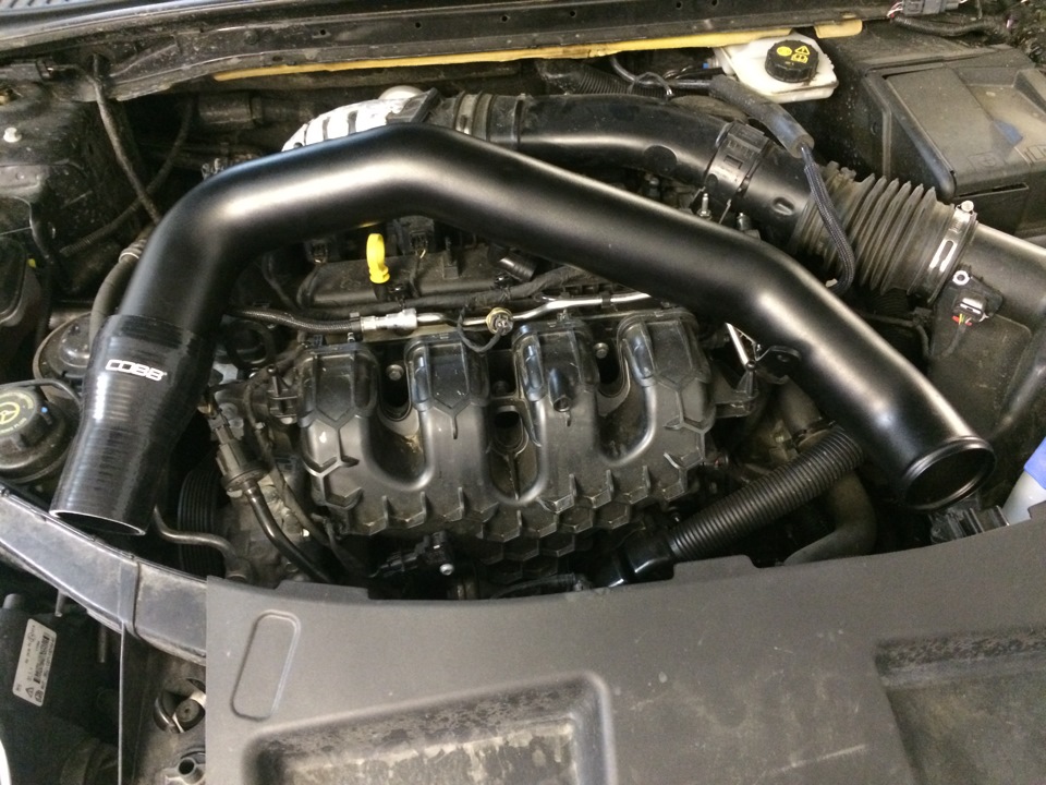 Форд мондео 4 2. Volvo 2. Впуск форд мондео. Холодный впуск форд мондео 3. Куга 1 2.