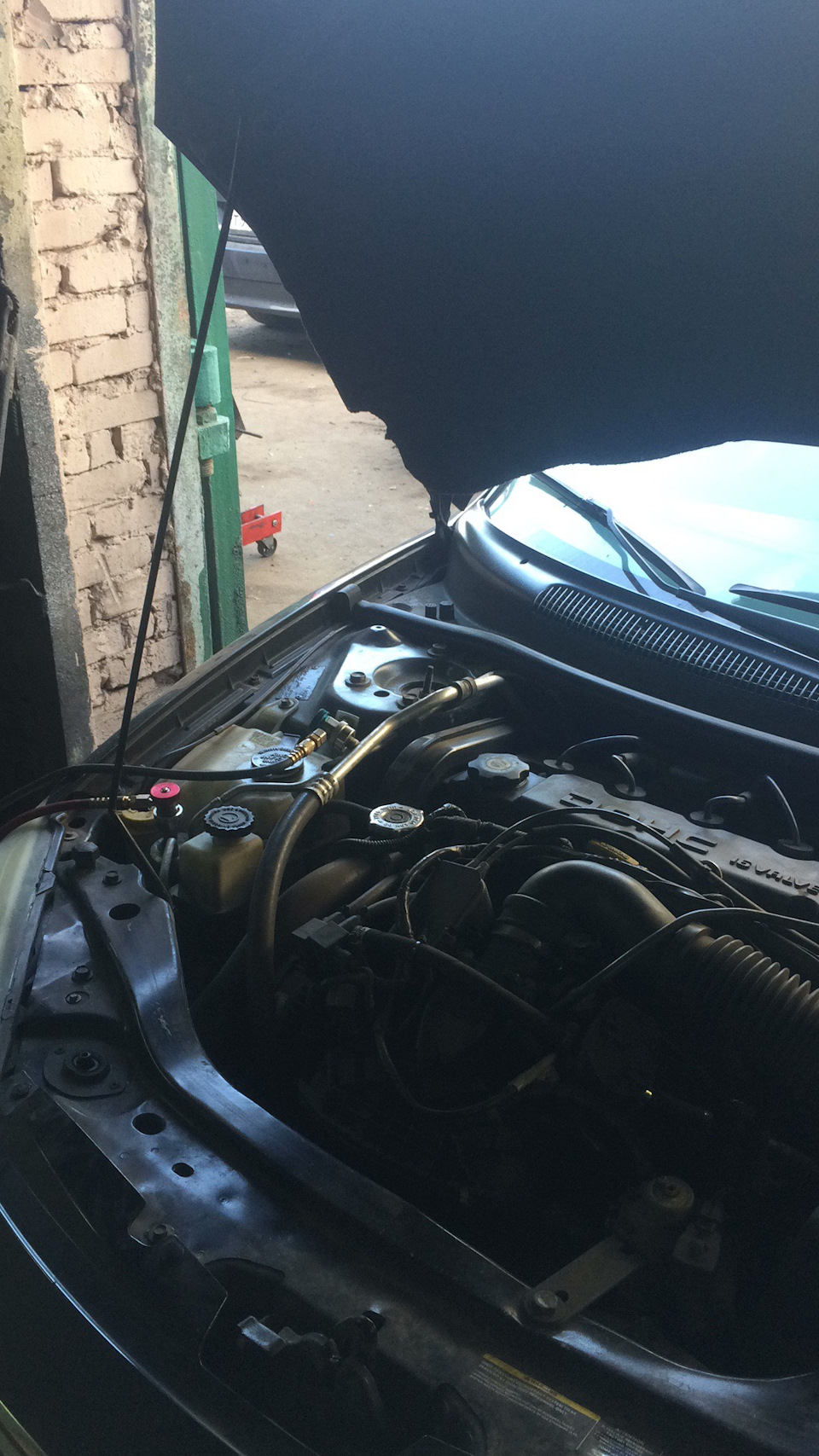 Заправка холодильника! И по мелочам! — Chrysler Sebring (2G), 2,4 л ...