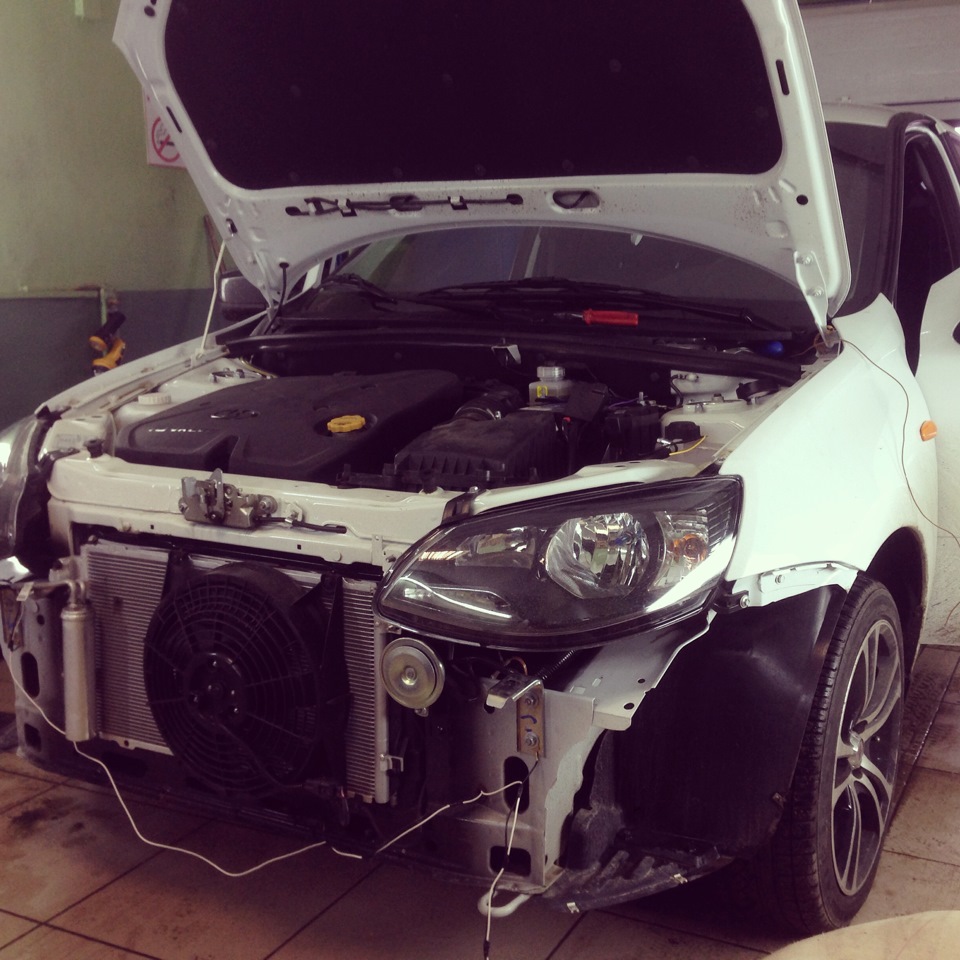 Установка противотуманных фар — Lada Калина 2 хэтчбек, 1,6 л, 2014 года ...