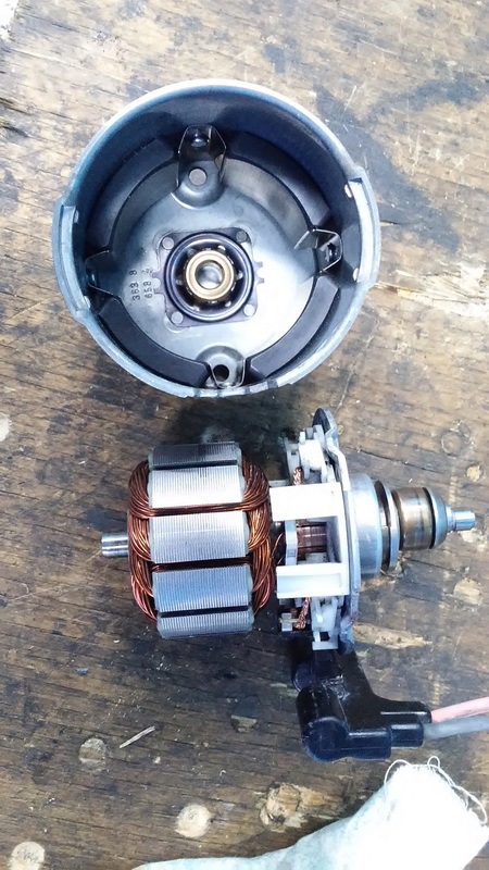 Фото в бортжурнале Audi A8 (D2)