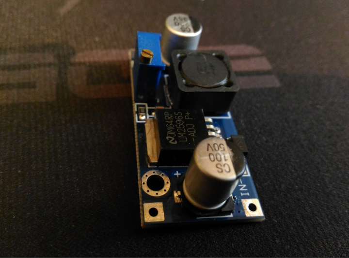 Подключение регистратора от салонного плафона освещения — Lada Приора ...