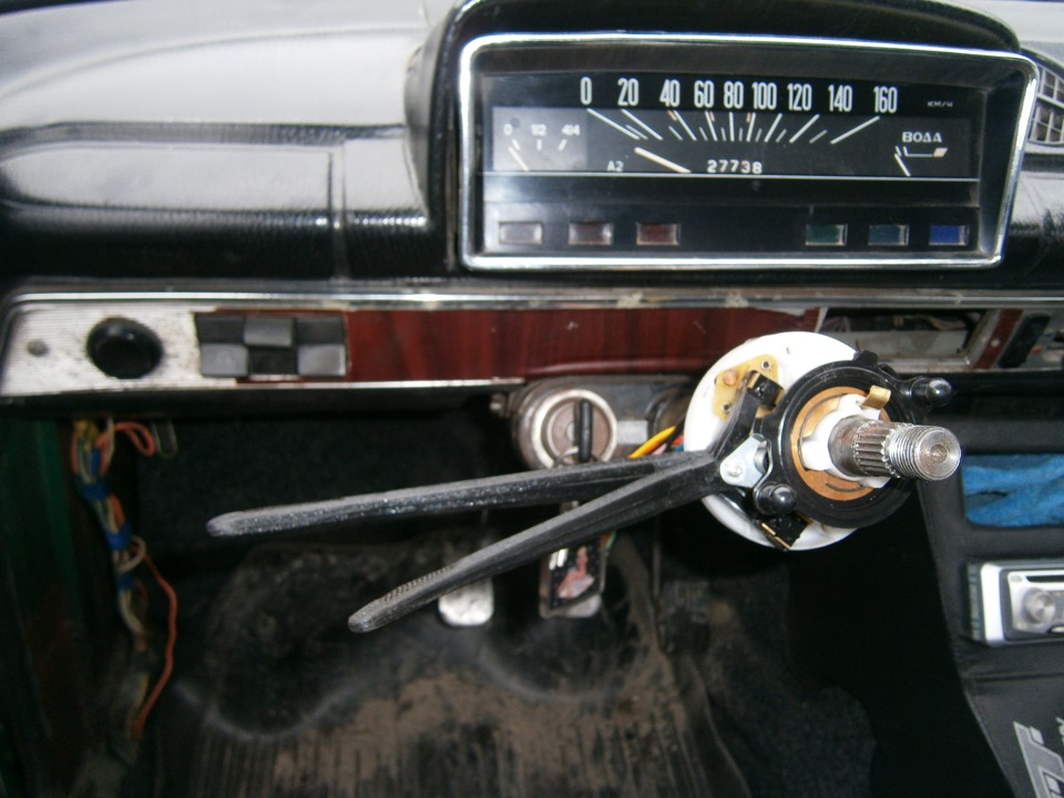 Подрулевой переключатель — Lada 2101, 1,2 л, 1977 года | запчасти | DRIVE2