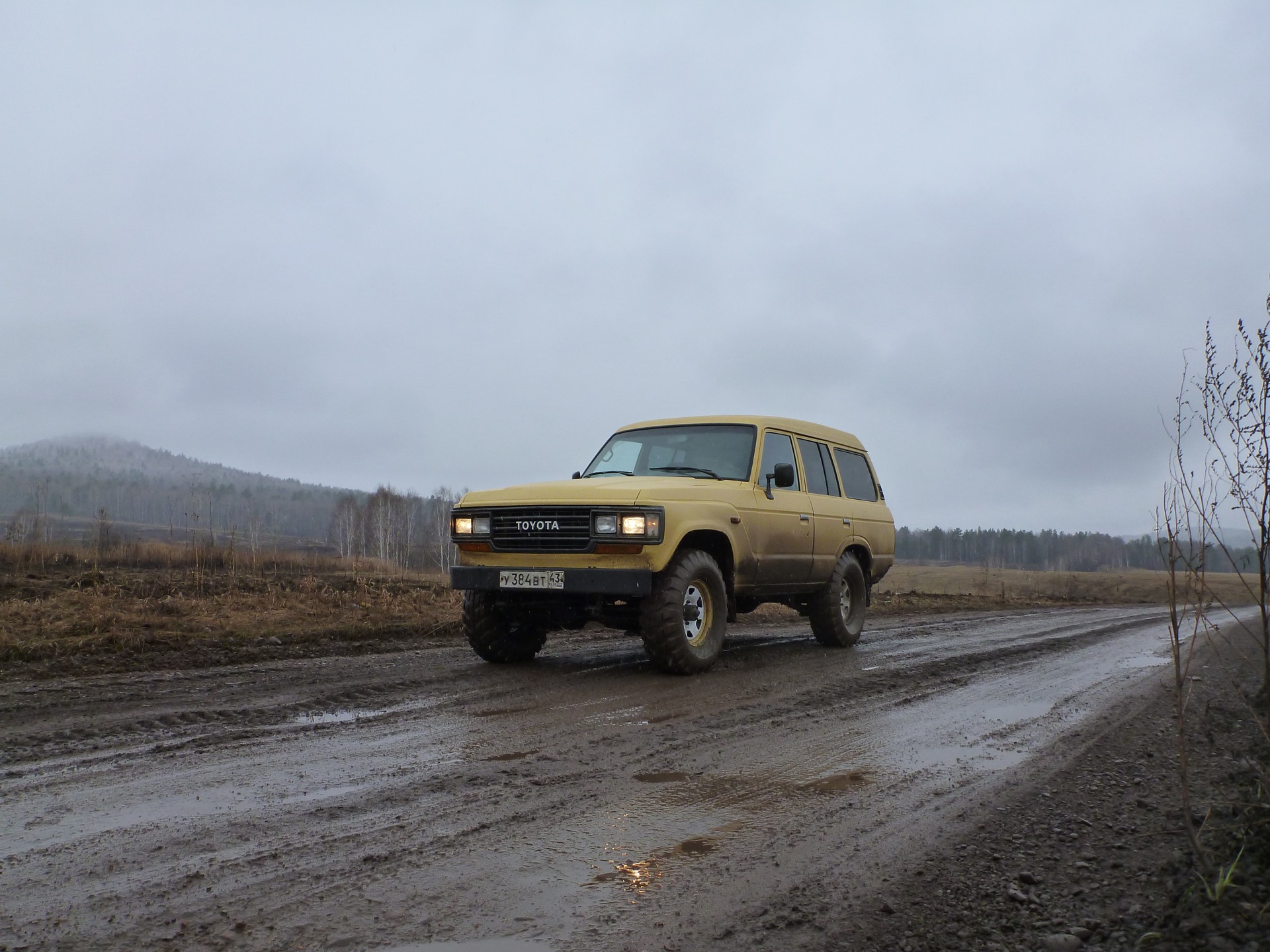 Первый выезд. — Toyota Land Cruiser 60, 4 л, 1989 года | тест-драйв | DRIVE2