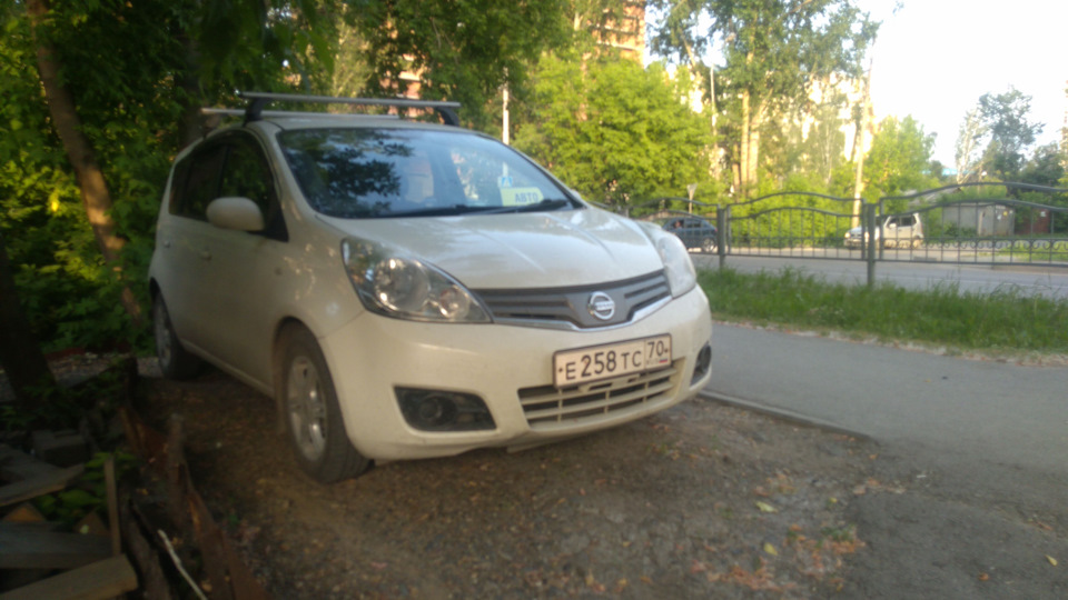 Сальник компрессора кондиционера — Nissan Note (1G), 1,5 л, 2009 года ...