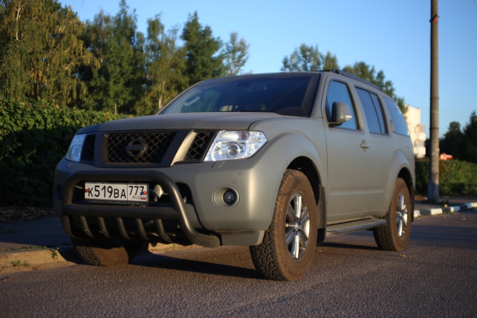 Патфайндер 3.5 отзывы. Nissan Pathfinder 2. Nissan Pathfinder 2008 пикап. Nissan Pathfinder тест драйв 2008. Драйв 2 Ниссан Патфайндер.