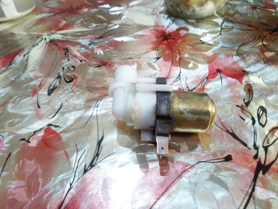 Не работает моторчик стеклоомывателя — Iran Khodro Samand, 1,8 л, 2007 ...