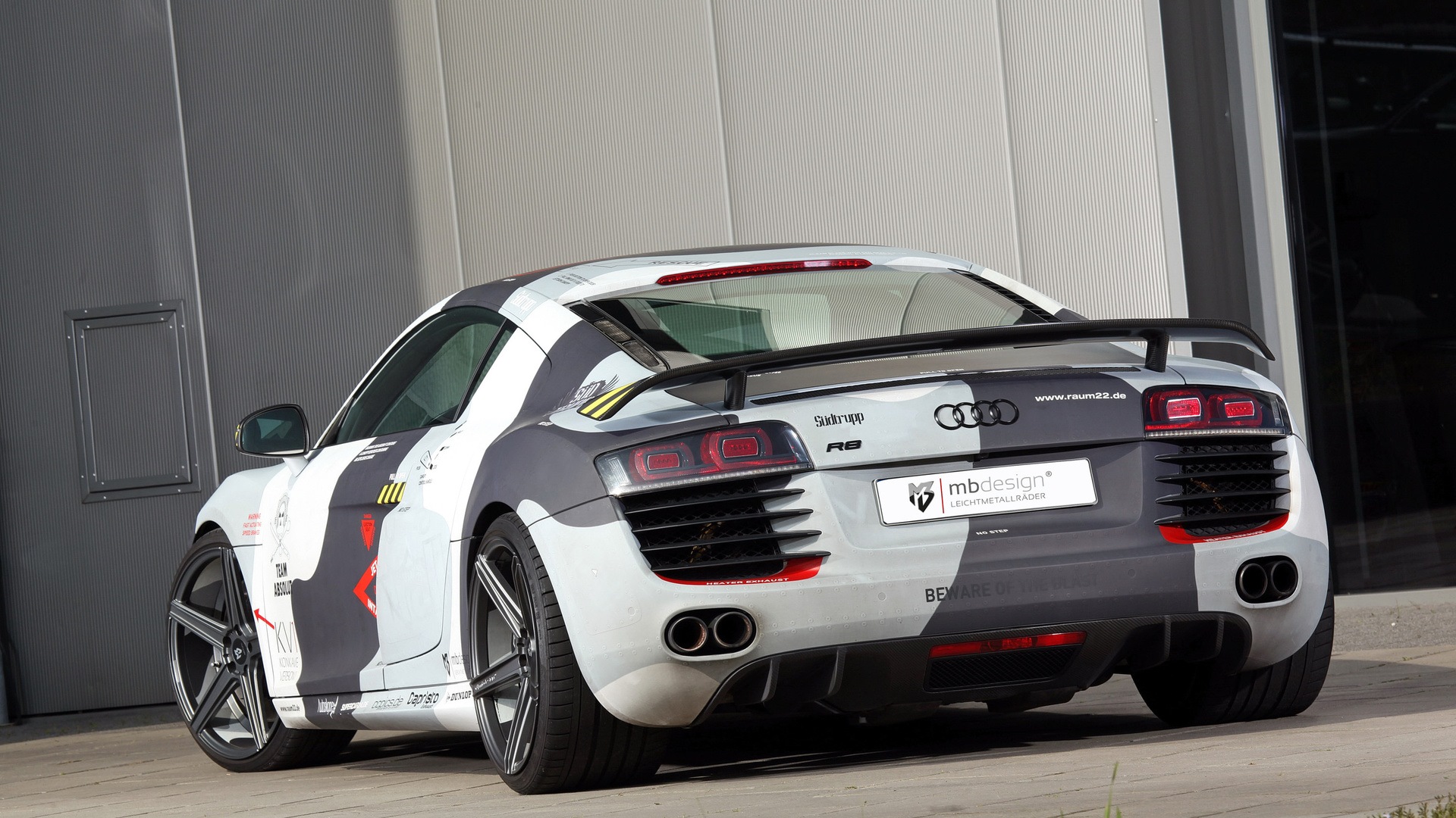 Newing Alpil Audi r8 RSR