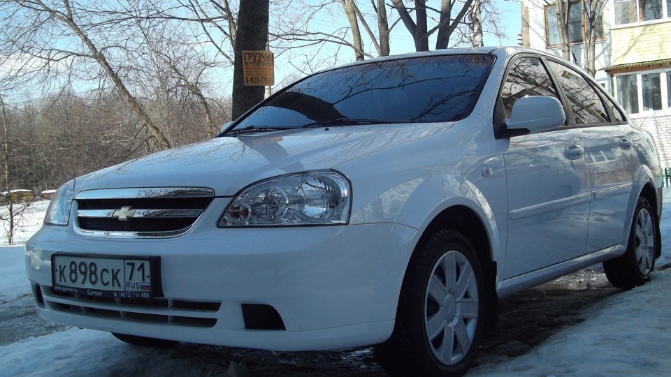 Chevrolet Lacetti Р±РµР»С‹Р№