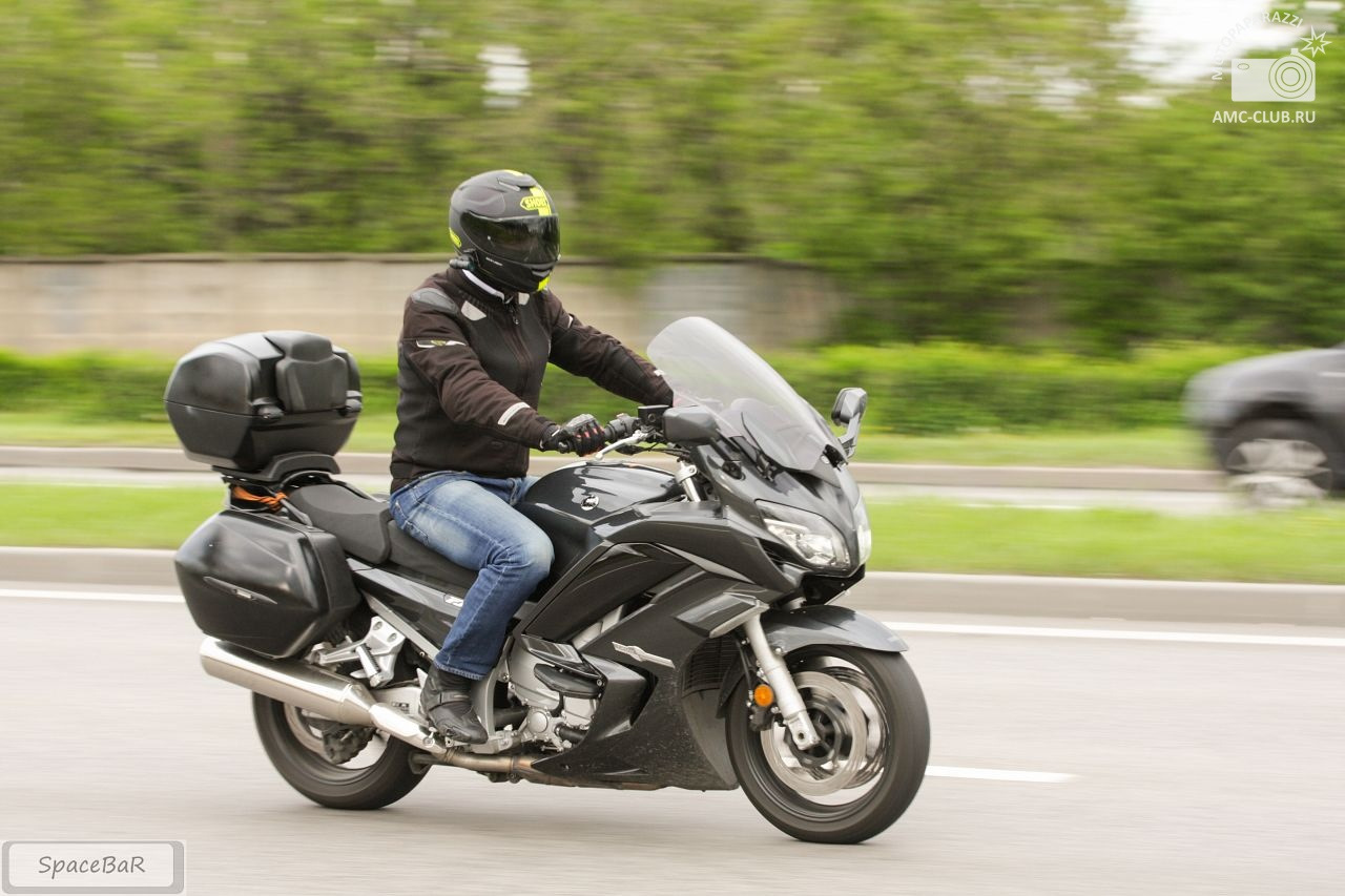 Yamaha FJR 1300 посадка