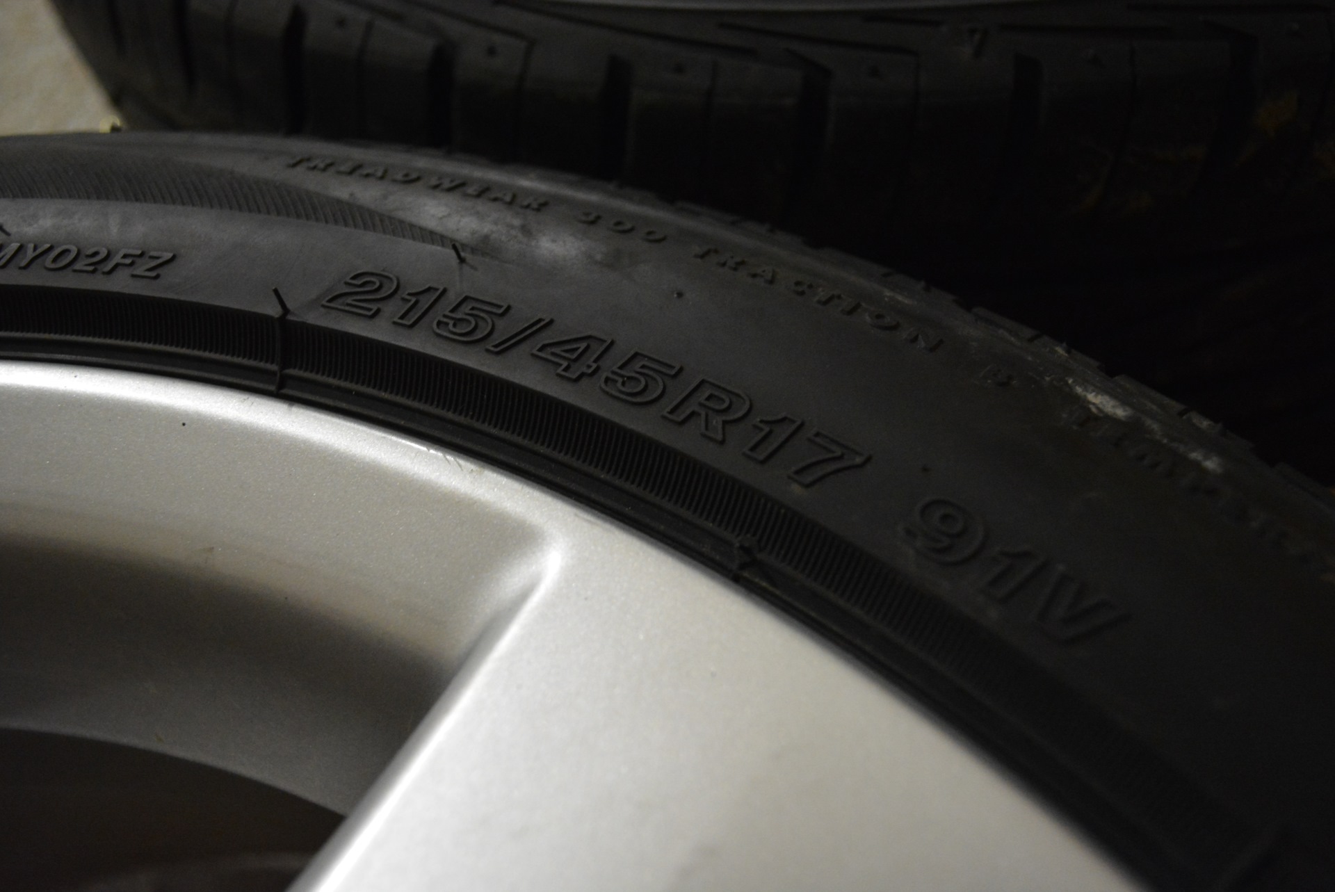 Лучшая резина лето r14. 215 45 R17 профиль. Bridgestone Exedra e-Max.