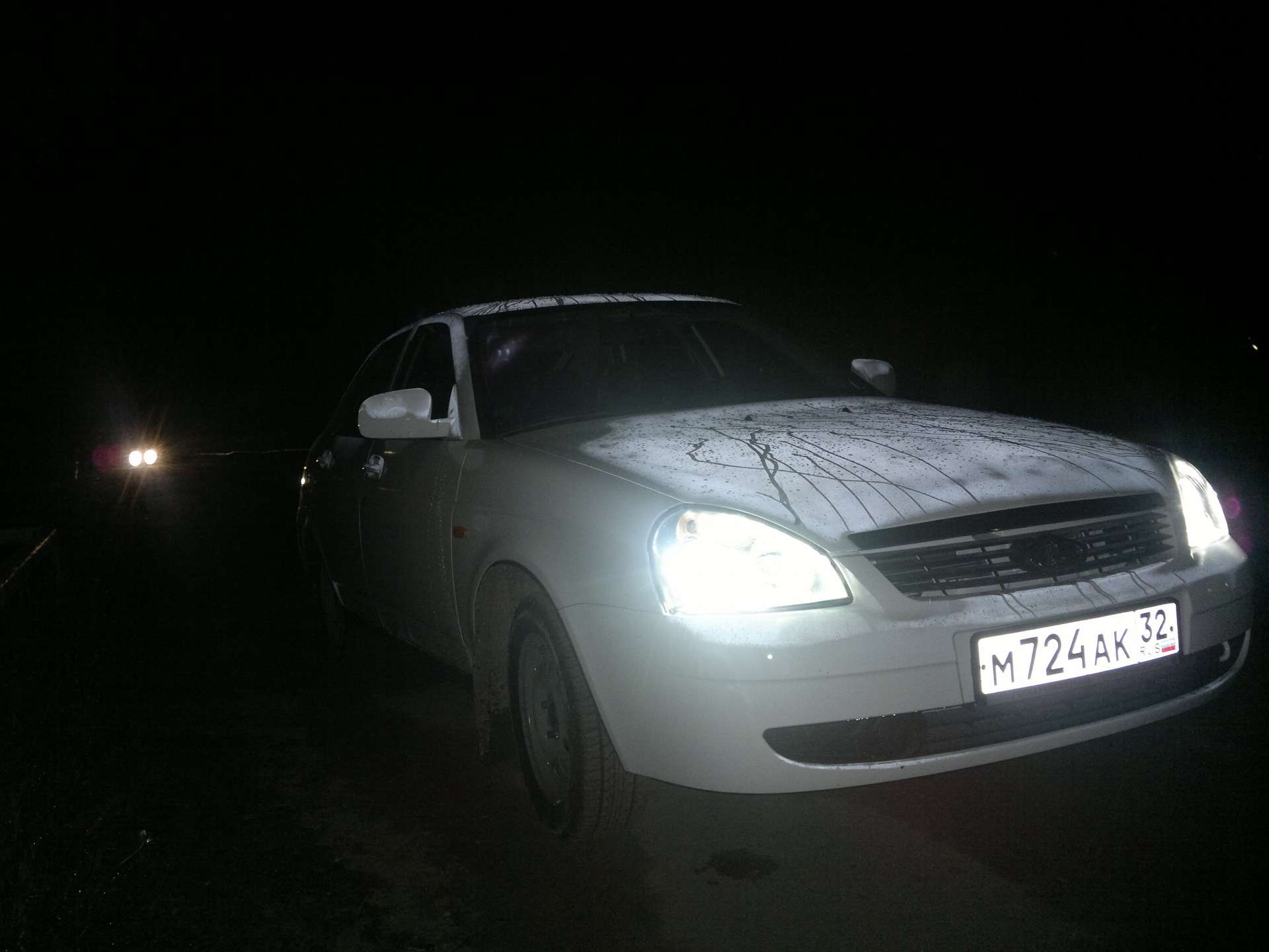 Приора поменять. Приора Police car. Приора белая бункер и одинокий пацан.