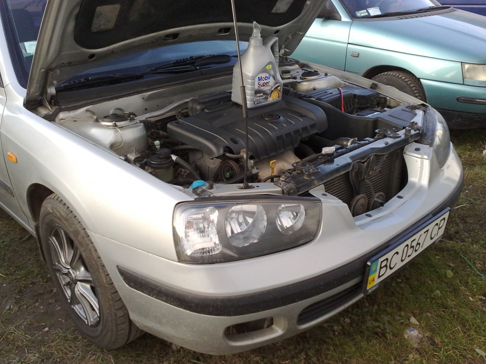 Замена масла Mobil 5W-40 — Hyundai Elantra (3G), 2 л, 2003 года ...