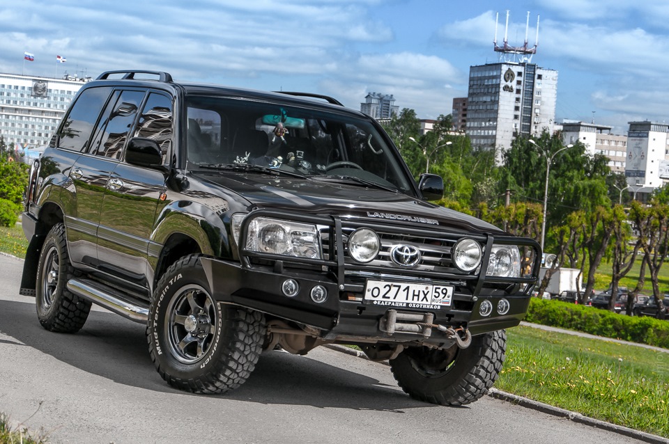 Toyota land cruiser 105. Toyota Land Cruiser 100 105. Тойота ленд Крузер 105 дизель. Toyota Land Cruiser 105 GX.