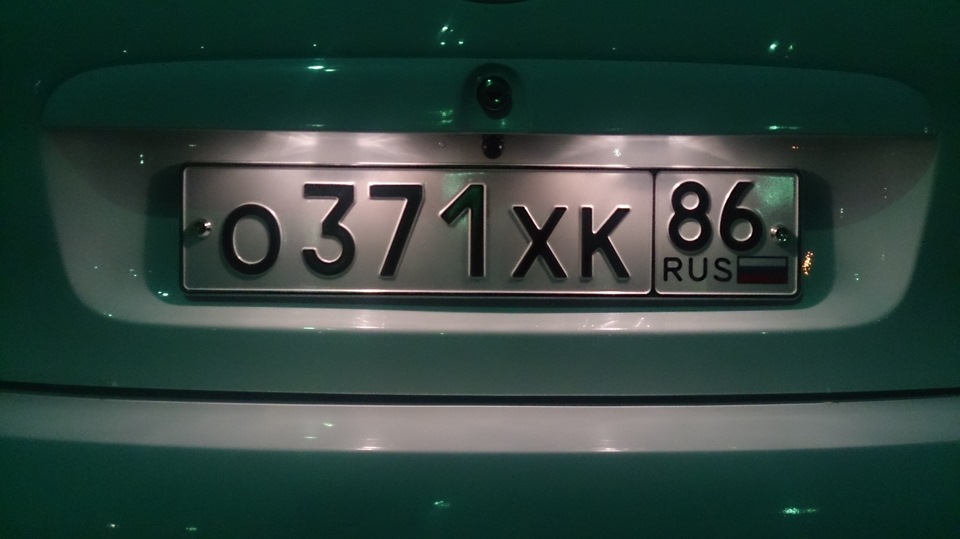 Замена ламп подсветки номера и передних габаритных огней. — Lada Калина ...