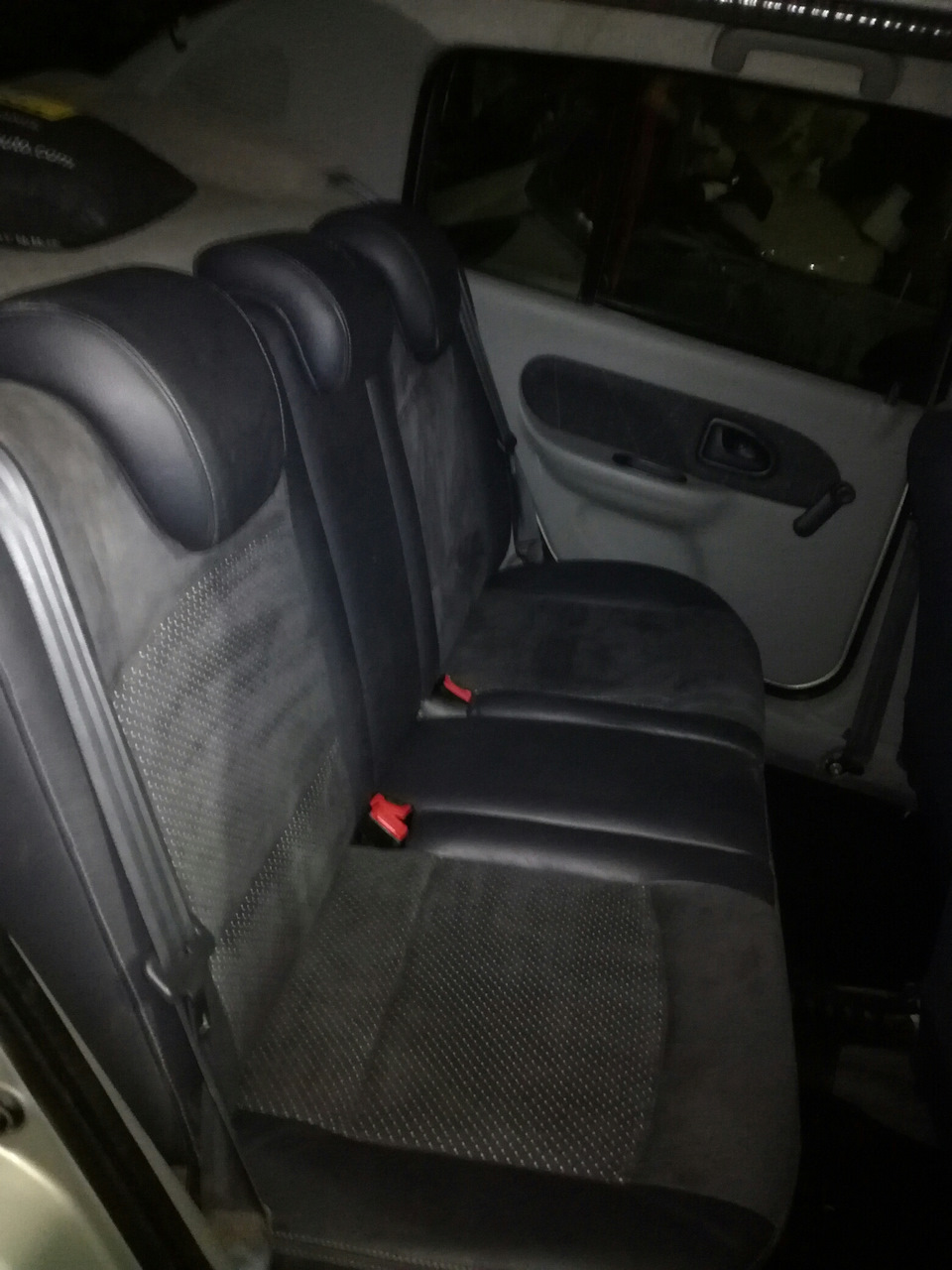 сиденья рено симбол. снять сиденья рено симбол. ширина заднего сиденья рено логан 2. Renault symbol задние сиденья. рено симбол 2004 салон.