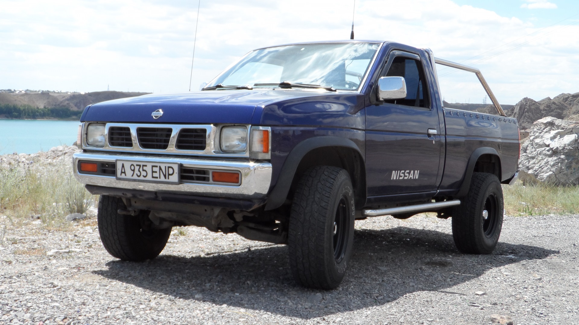 Ниссан датсун. Ниссан Террано пикап. Ниссан Террано 1990 пикап. Nissan Terrano 2 пикап. Ниссан Датсун 1990 пикап.