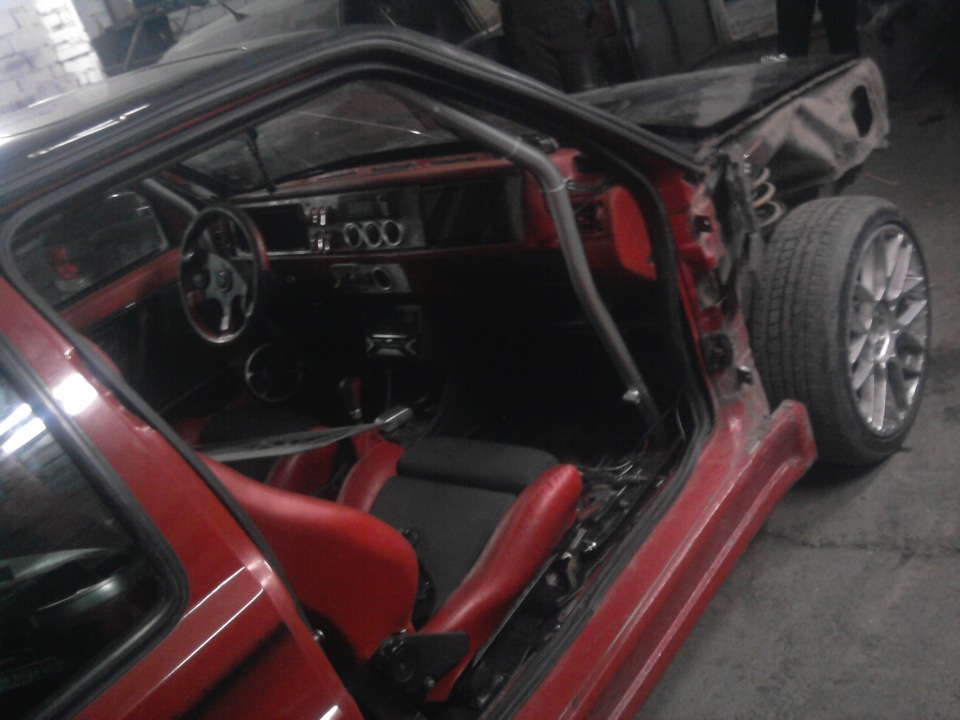 Установка КЛИЕНТУ ЛАМБО ДВЕРЕЙ на ГОЛЬФ 2 — LADA 21124, 2,5 л., 2004 ...