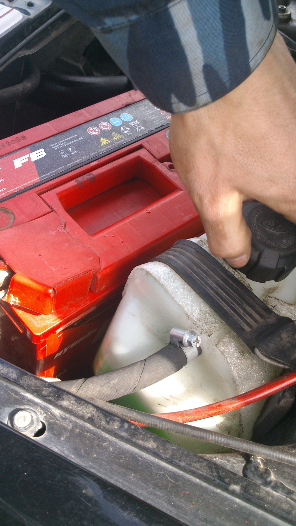 Замена Тосола на Антифриз — LADA 21083, 1,5 л., 1995 года | своими ...