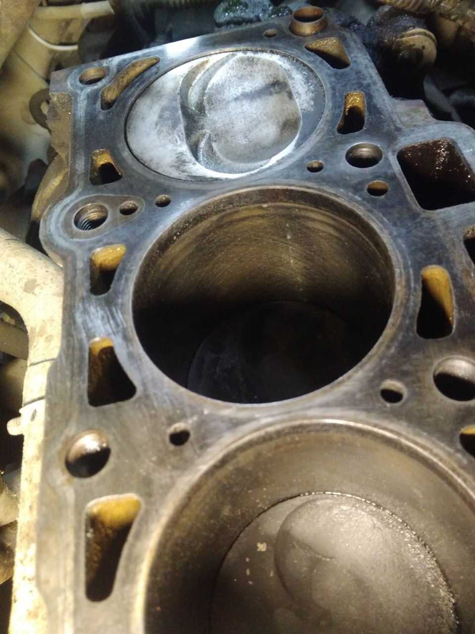 Заводской хон на цилиндре — Lada 21099