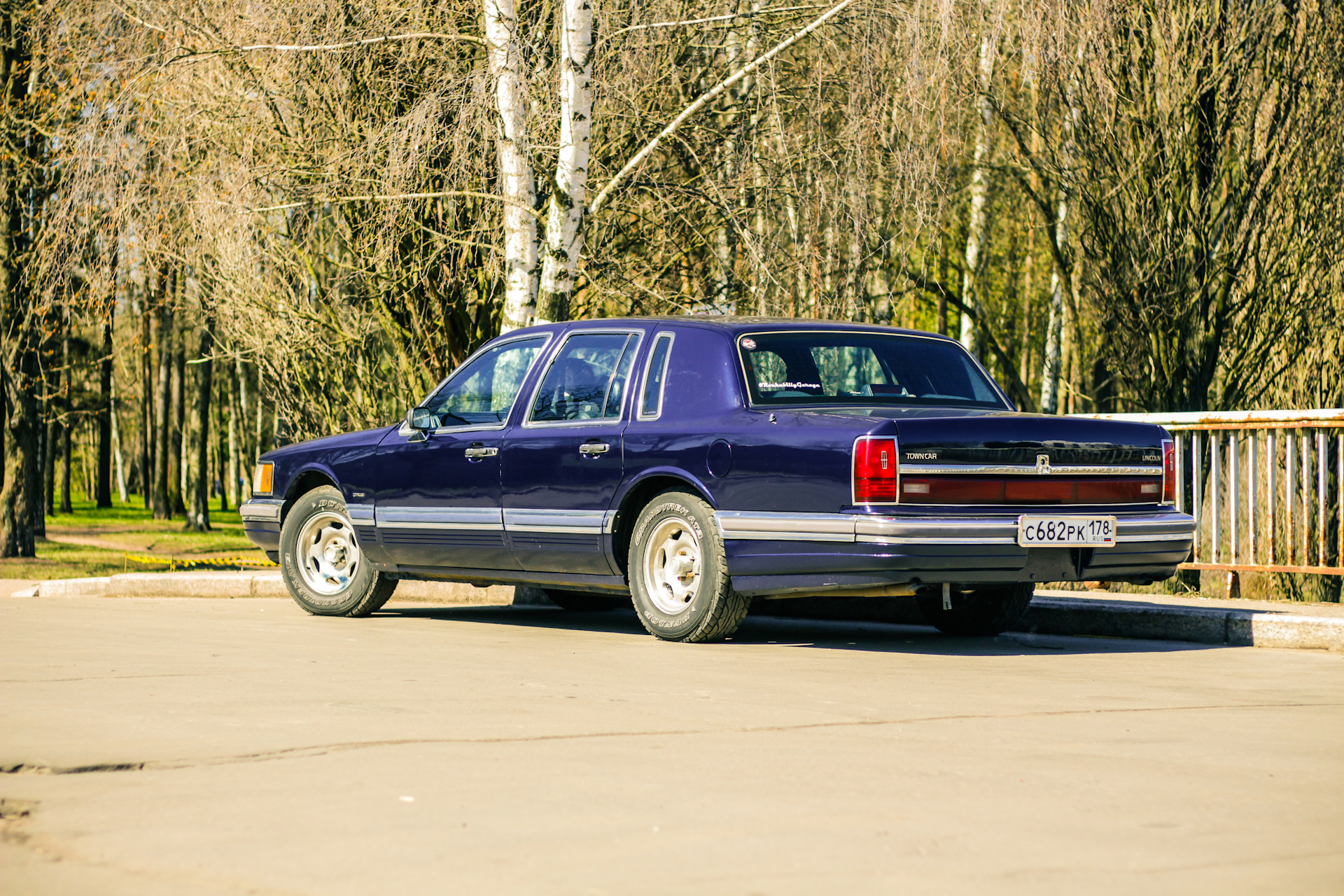 Линкольн таун кар. Lincoln Town car 1990. Lincoln Town car 1992. Lincoln Town car 1990 5.0. Lincoln Town car 1989 седан.