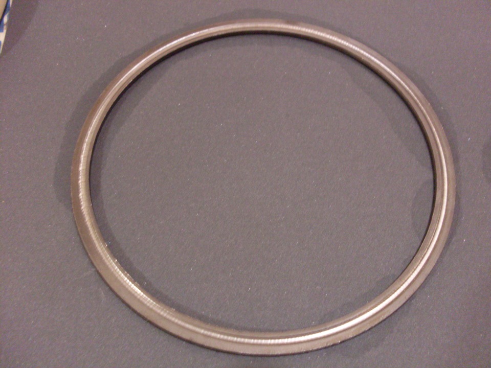 а это причина-современные запчасти — Audi 100 (C4)