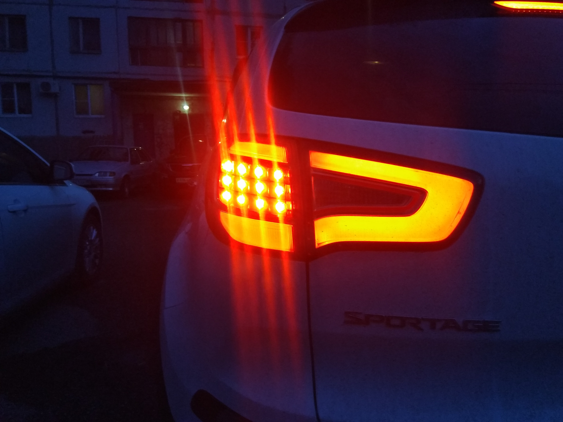 Led sportage 3. Kia sportage 3 фонари led. Led sportage 3. обычные стоп сигналы на спортейдж 3. Led sportage 3.