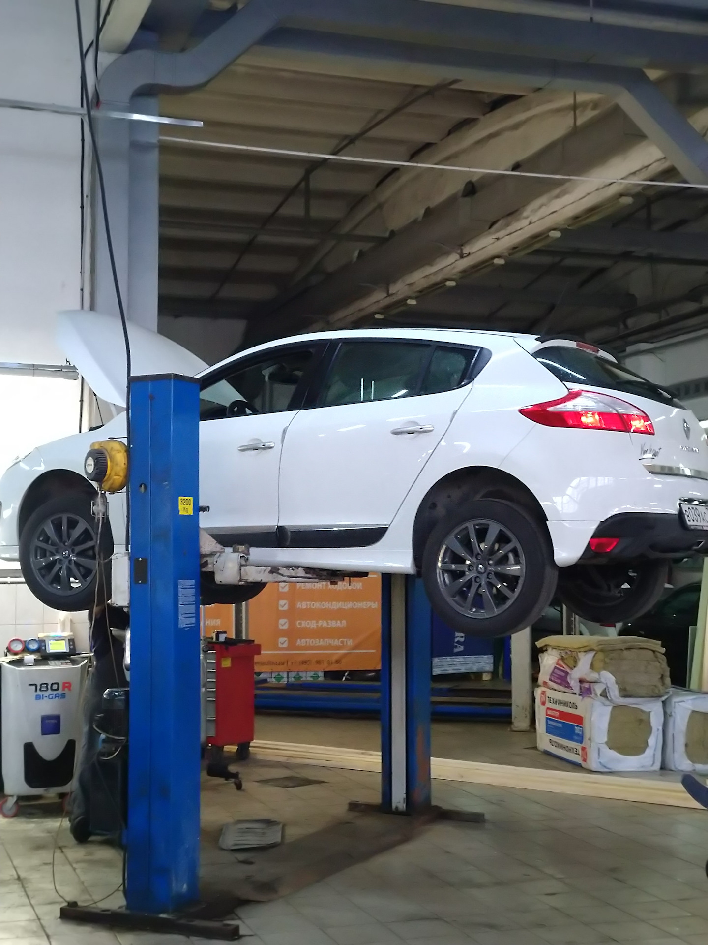 Запись для себя. Очередной год — очередное ТО — Renault Megane III, 1,6 ...