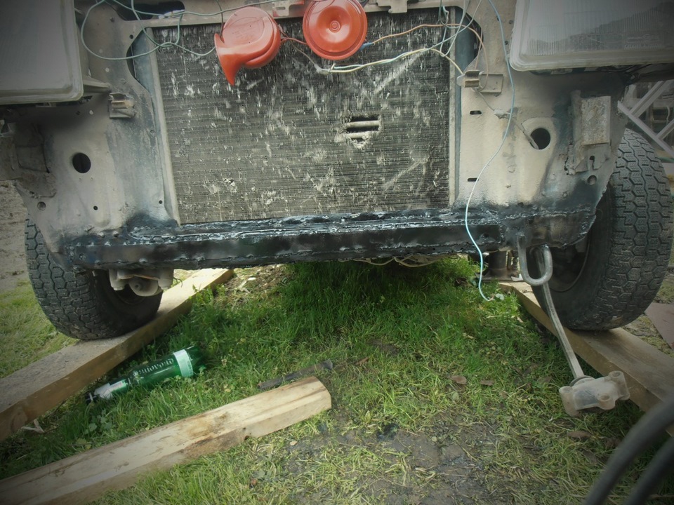 усилив телевизор была маленькая трещена и я решил пообваревать усилить ...