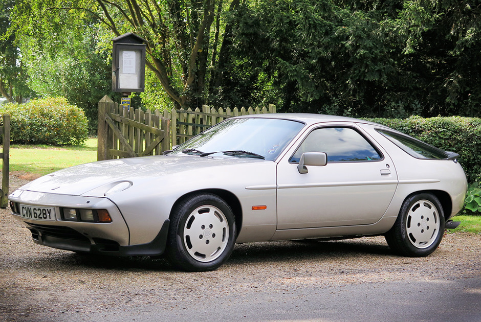 S 1983. Porsche 928s. Порше 928 1983. Порше 928 GTS 1983. Старый Порше 928.