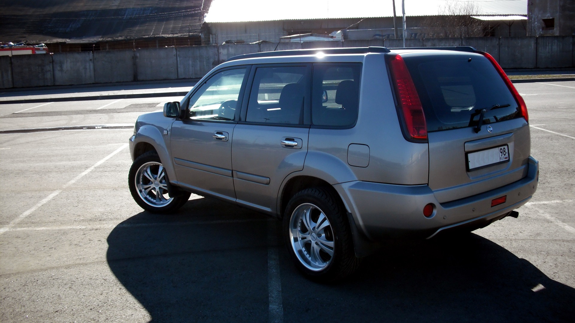 Не едет nissan x trail t30