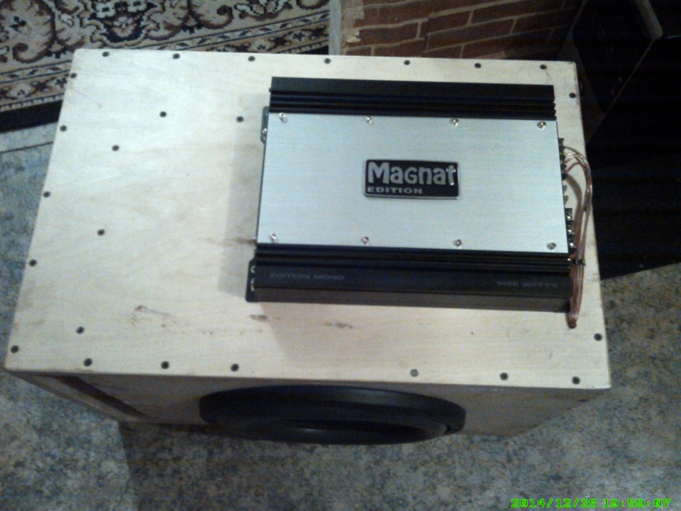 Фото в бортжурнале Nissan R'nessa