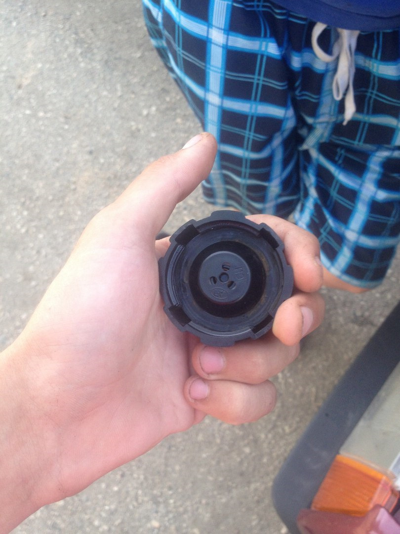 #11 Доработка крышки расширительного бачка — Lada 21093i, 1,5 л, 1997 ...