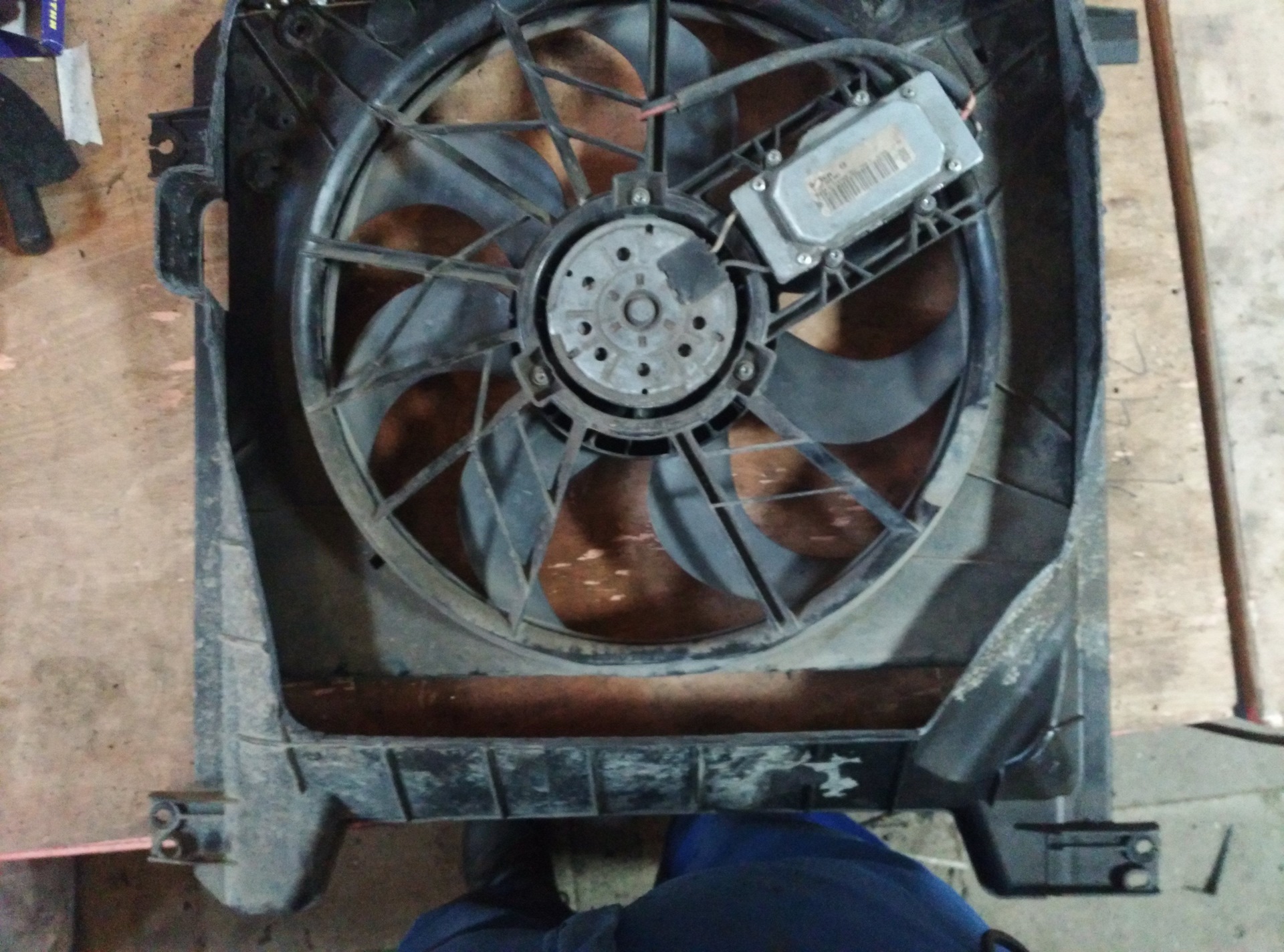 вентилятор вытяжной 450 мм. вентилятор номер 4. вентилятор номер 4. вольво s60 вентилятор охлаждения. диффузор вентилятора форд мондео 3.