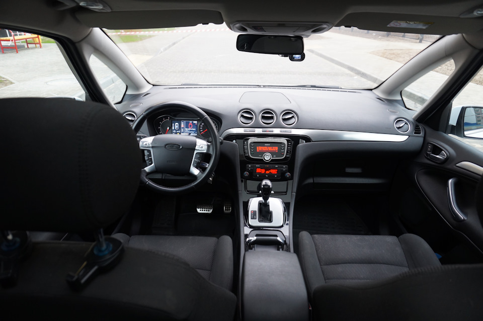 Фото в бортжурнале Ford S-Max (1G)