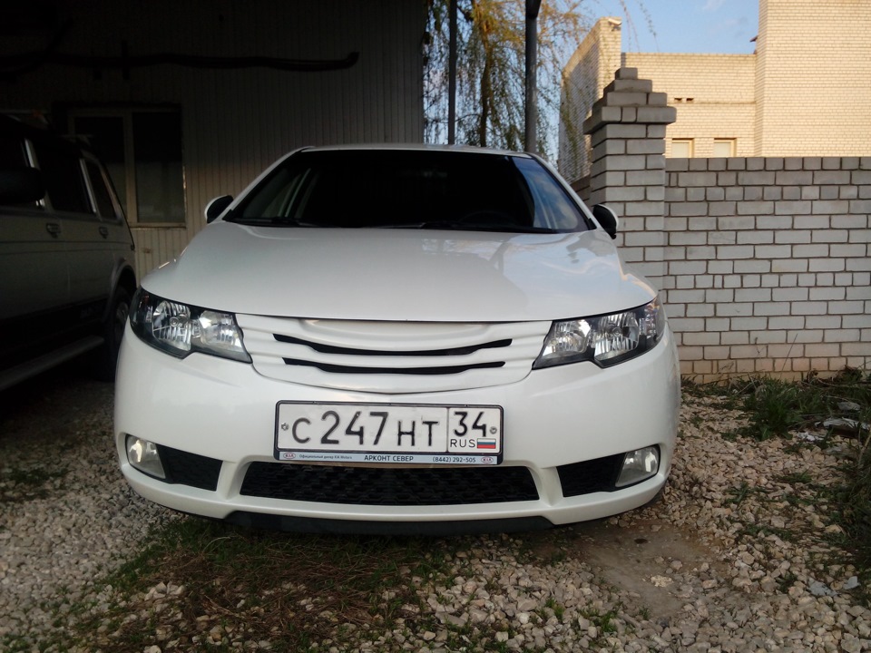 Новая решетка — KIA Cerato (2G), 1,6 л, 2012 года | тюнинг | DRIVE2