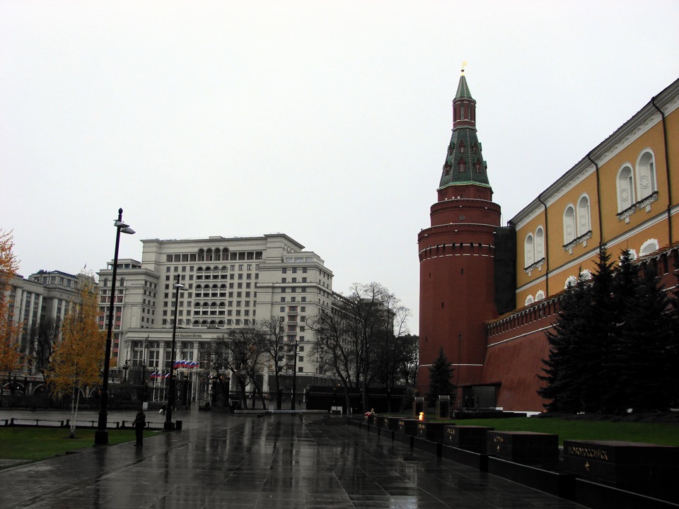 александровский сад в москве история. 82de5das 960. александровский сад в москве история фото. александровский сад в москве история-82de5das 960. картинка александровский сад в москве история. картинка 82de5das 960. Осип Бове задумал Александровский сад (раньше его называли Кремлевским) как парк с романтическими руинами и архитектурой малых форм. Это не один сад, а целых три! И особое восхищение до сих пор вызывает увеселительный грот. александровский сад в москве история. 82de5das 960. александровский сад в москве история фото. александровский сад в москве история-82de5das 960. картинка александровский сад в москве история. картинка 82de5das 960. Осип Бове задумал Александровский сад (раньше его называли Кремлевским) как парк с романтическими руинами и архитектурой малых форм. Это не один сад, а целых три! И особое восхищение до сих пор вызывает увеселительный грот.