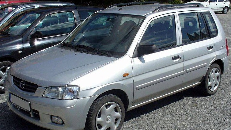 Mazda Demio (1G) 1.3 бензиновый 2000 | на DRIVE2