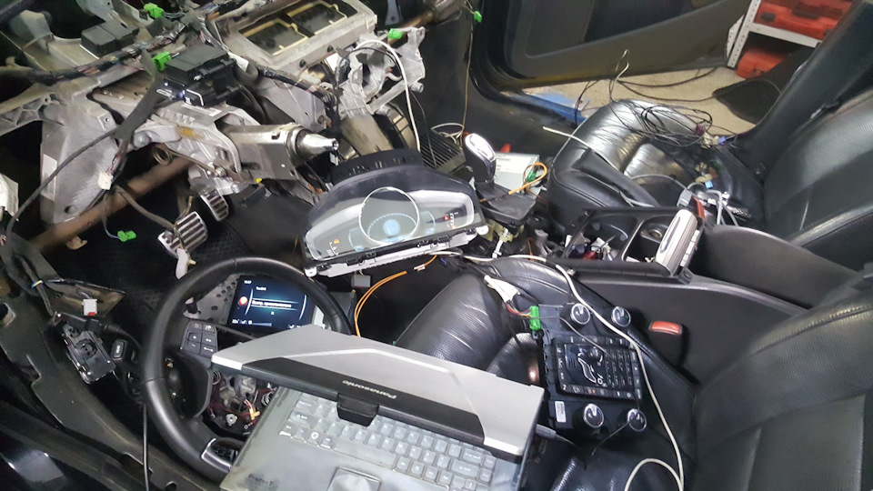 Фото в бортжурнале Volvo S80 (2G)