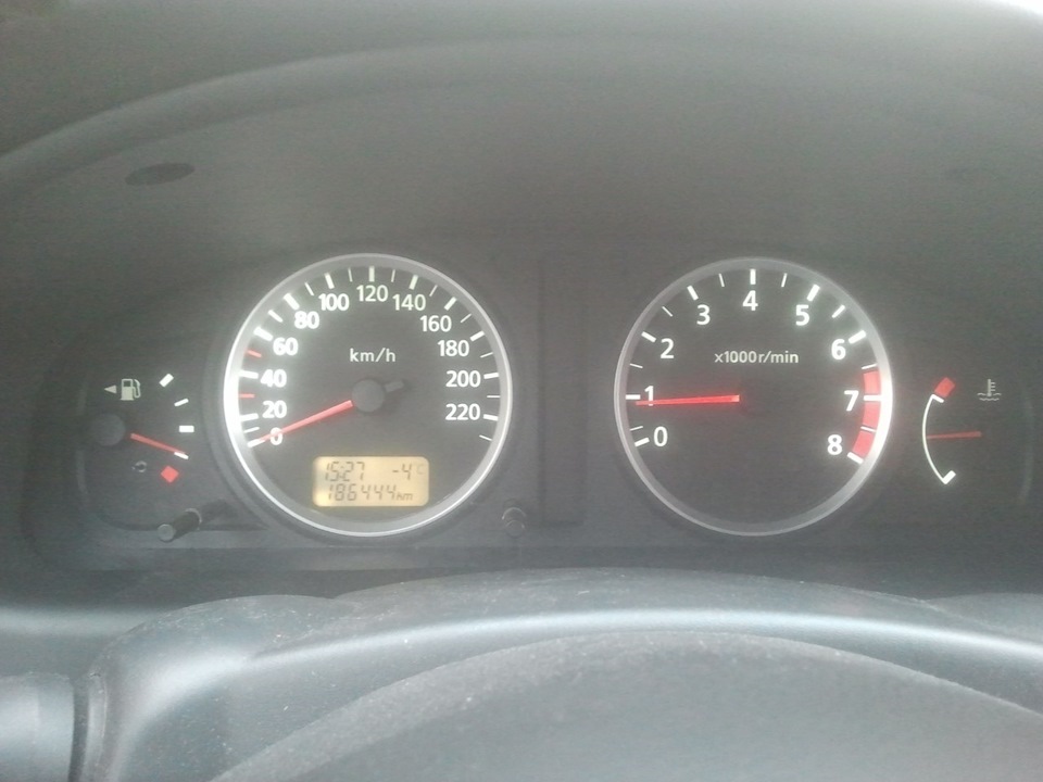 приборная панель опять подсвечивается — Nissan Almera II (N16), 1,8 л ...